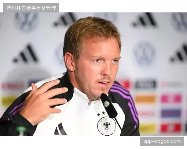 德国队热身赛表现起伏不定,纳格尔斯曼需在世界杯首战前解决防守端隐患 德国队热身赛表现起伏不定,纳格尔斯曼需在世界杯首战前解决防守端隐患